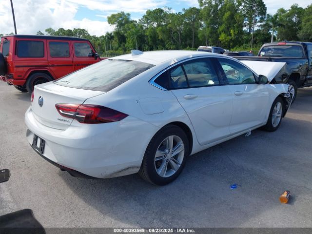 W04GL6SXXJ1097989 Buick Regal Sportback Preferred