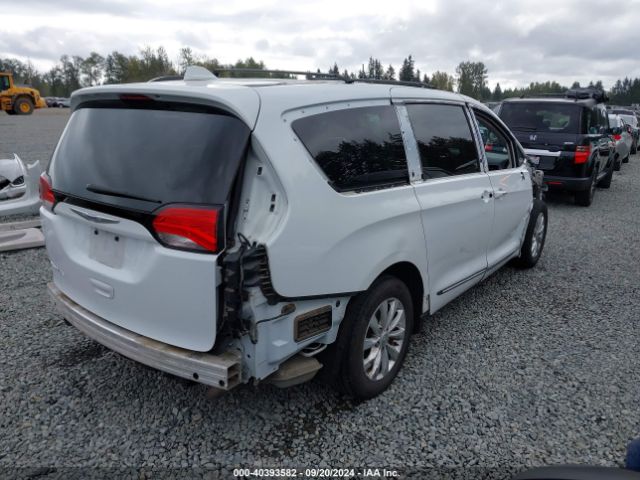 2C4RC1BG4KR626108 Chrysler Pacifica Touring L