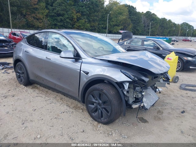 2024 TESLA MODEL Y 7SAYGDED5RA322617 Photo 0