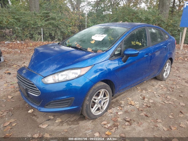 Ford FIESTA SE 2018 3FADP4BJ4JM132094 Image 2