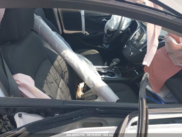 1G1ZD5ST5MF023088 Chevrolet MALIBU LT
