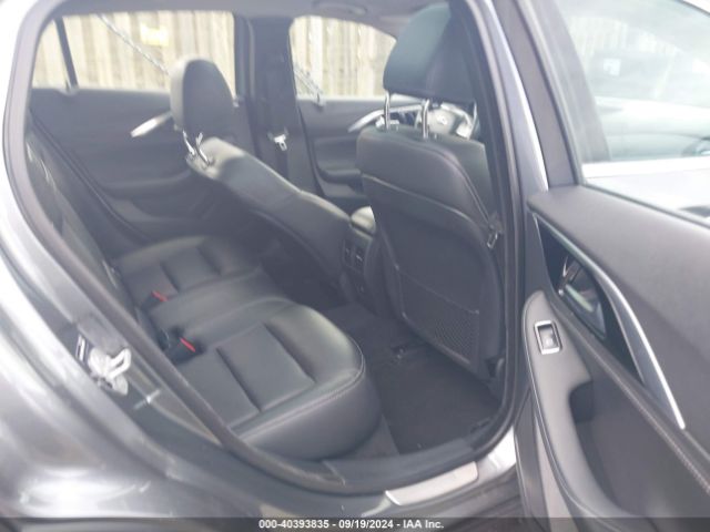 SJKCH5CR8JA053647 Infiniti Qx30 Premium