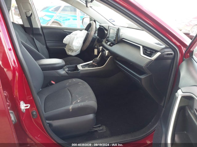 Toyota RAV4 LE 2019 2T3H1RFVXKW039037 Image 5