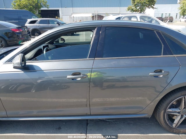 Audi S4 3.0t Premium Plus 2018 WAUB4AF40JA014843 Image 15