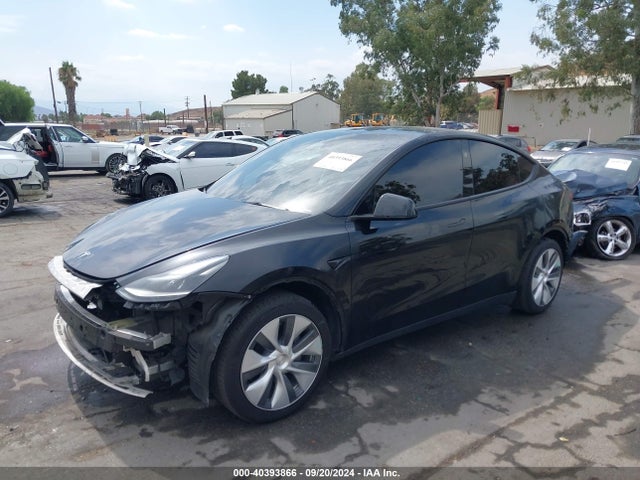 2023 TESLA MODEL Y 7SAYGAEE0PF859337 Photo 1