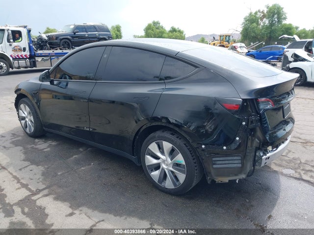 2023 TESLA MODEL Y 7SAYGAEE0PF859337 Photo 2