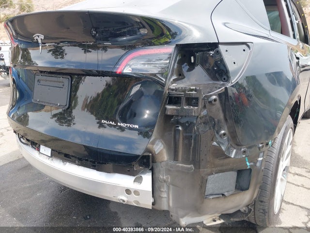 2023 TESLA MODEL Y 7SAYGAEE0PF859337 Photo 5