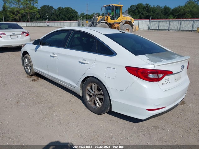 Hyundai SONATA SE 2015 5NPE24AFXFH062401 Image 3