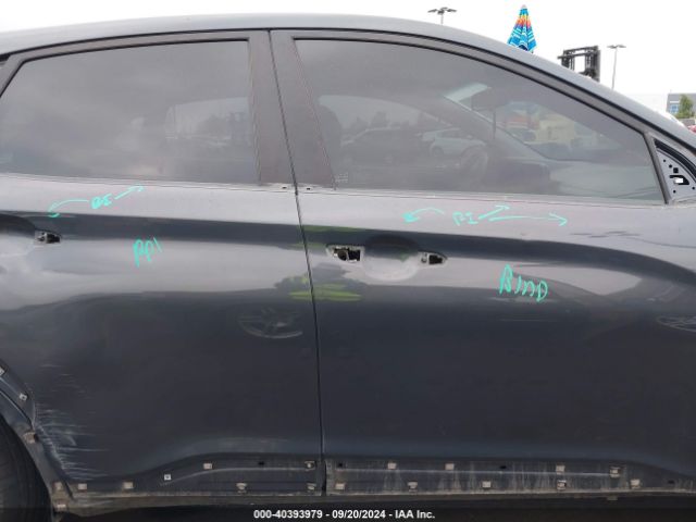 KM8K12AA8MU607721 Hyundai Kona Se