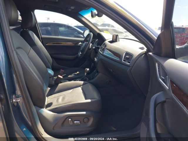 WA1BFCFS4GR022360 Audi Q3 2.0t Premium Plus