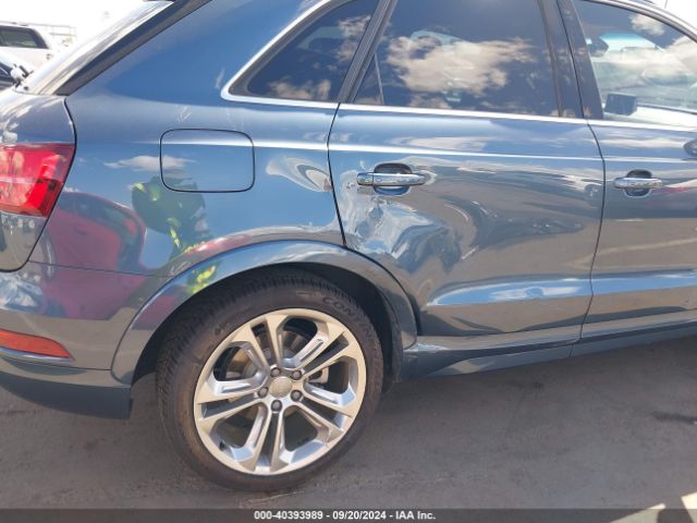 WA1BFCFS4GR022360 Audi Q3 2.0t Premium Plus