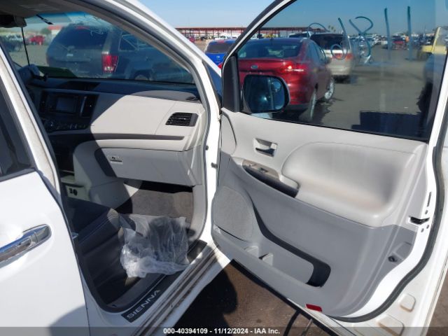 5TDXK3DCXES427950 Toyota Sienna Se 8 Passenger