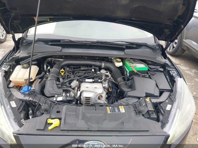 Ford FOCUS SE 2017 1FADP3FE3HL284080 Image 10