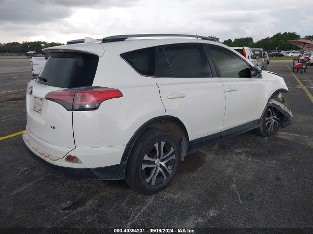 Toyota RAV4 LE 2017 JTMZFREVXHJ131702 Image 4