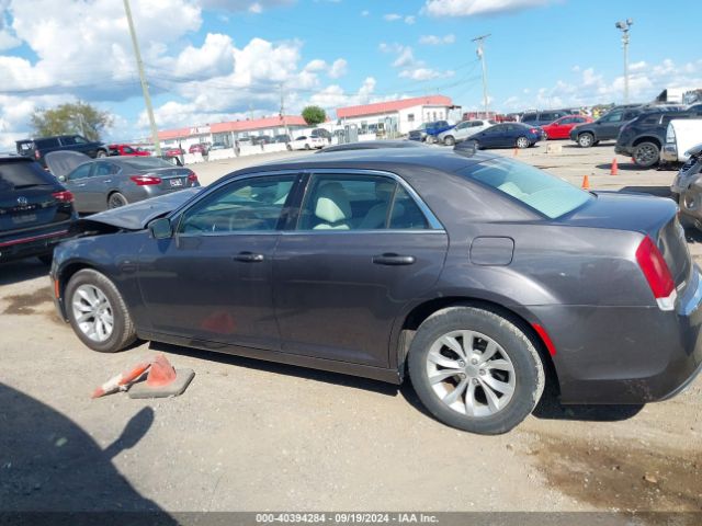 2C3CCAAG5FH899050 Chrysler 300 Limited