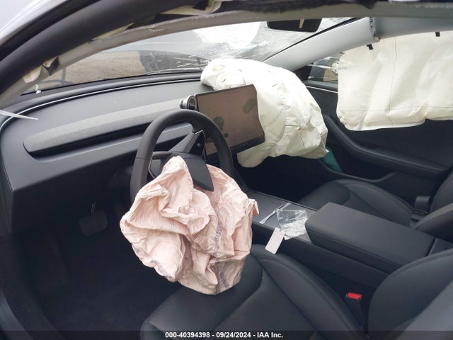 2024 TESLA MODEL 3 5YJ3E1EB2RF797820 Photo 4