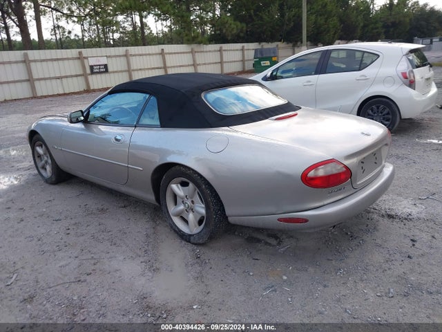 1998 JAGUAR XK8 SAJGX2242WC031278 Photo 2