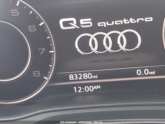 WA1CNAFY9J2026887 Audi Q5 2.0t Premium/2.0t Tech Premium