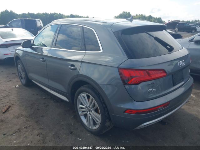 WA1CNAFY9J2026887 Audi Q5 2.0t Premium/2.0t Tech Premium