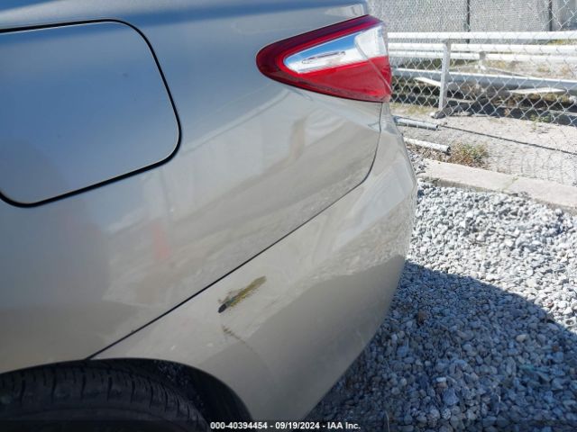 4T1BD1FK0HU228866 Toyota Camry Hybrid Xle