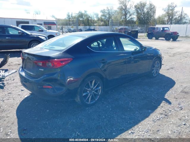 3MZBN1V33JM186423 Mazda Mazda3 Touring