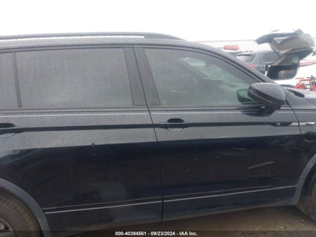 3VVCB7AX0RM080584 Volkswagen Tiguan 2.0t Se R-line Black