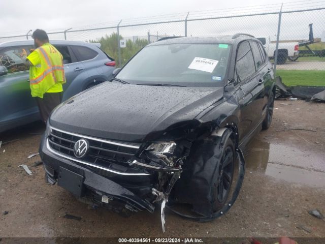 3VVCB7AX0RM080584 Volkswagen Tiguan 2.0t Se R-line Black
