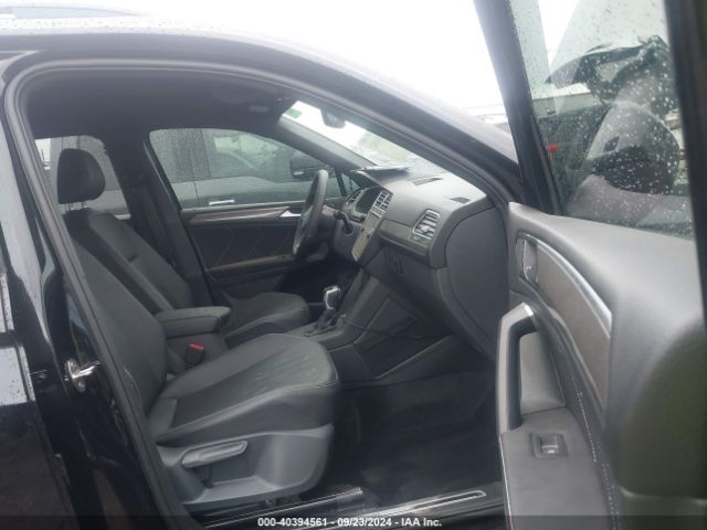 3VVCB7AX0RM080584 Volkswagen Tiguan 2.0t Se R-line Black