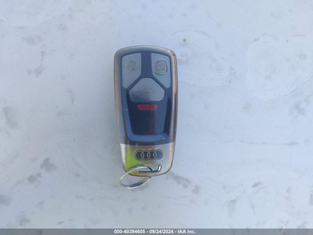 WAUGNAF44HN023762 Audi A4 2.0t Premium