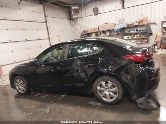 JM1BM1U73E1211320 Mazda Mazda3 I Sport