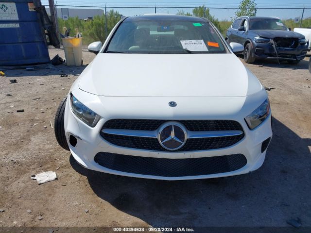 WDD3G4EB9KW035216 Mercedes-Benz A 220