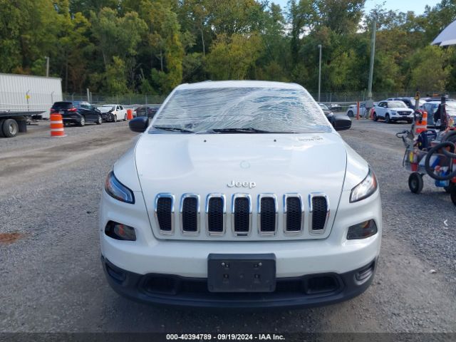 1C4PJMAB9FW741322 Jeep Cherokee Sport