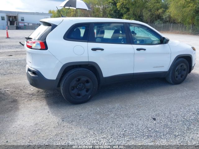 1C4PJMAB9FW741322 Jeep Cherokee Sport