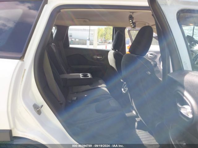 1C4PJMAB9FW741322 Jeep Cherokee Sport