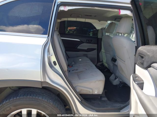 5TDZARFHXGS021838 Toyota Highlander Le