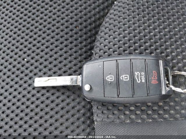 5XXGT4L38LG407103 KIA Optima Lx