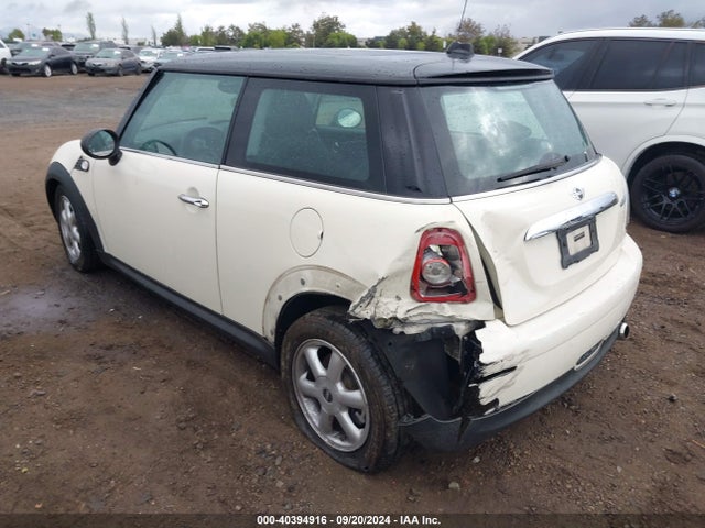 2009 MINI COOPER WMWMF33569TW71027 Photo 5
