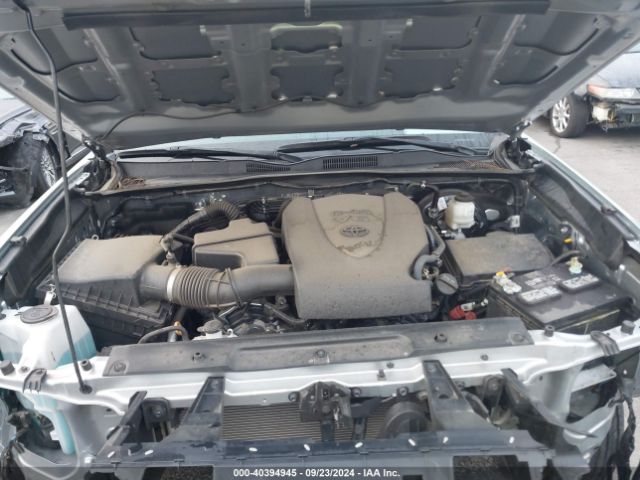 3TYSZ5AN0NT089549 Toyota Tacoma Sr V6