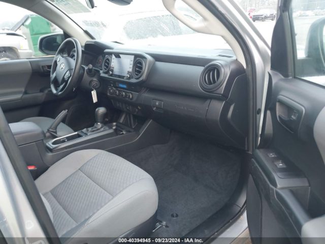 3TYSZ5AN0NT089549 Toyota Tacoma Sr V6