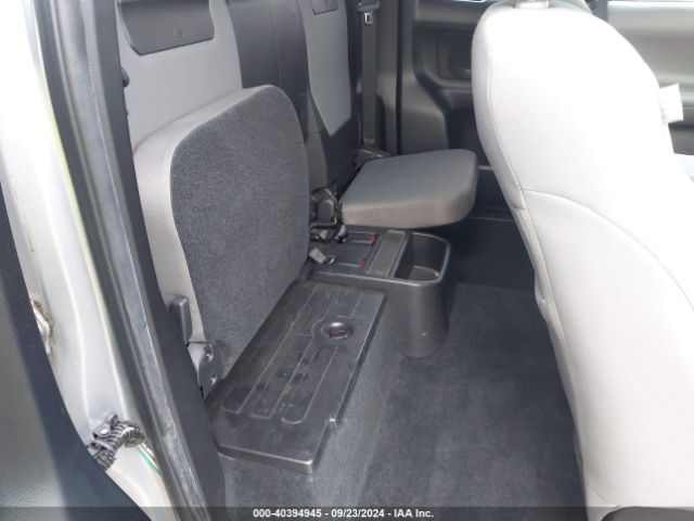 3TYSZ5AN0NT089549 Toyota Tacoma Sr V6