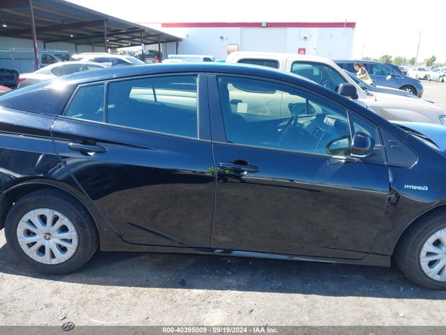 Toyota Prius L Eco 2019 JTDKARFU2K3089639 Image 13