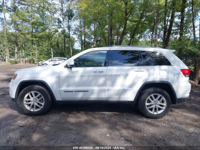 1C4RJEAG3JC172536 Jeep Grand Cherokee Laredo E 4x2