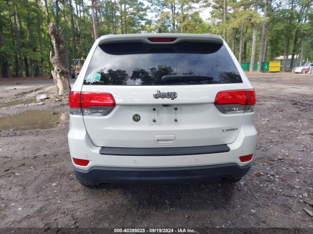 1C4RJEAG3JC172536 Jeep Grand Cherokee Laredo E 4x2