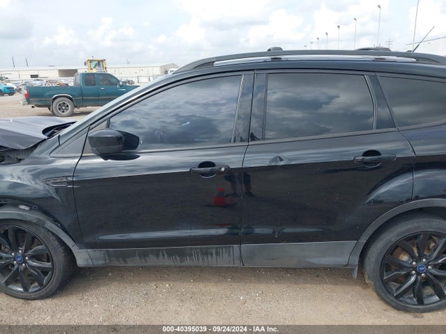 Ford ESCAPE SE 2018 1FMCU9GD3JUD43356 Image 15