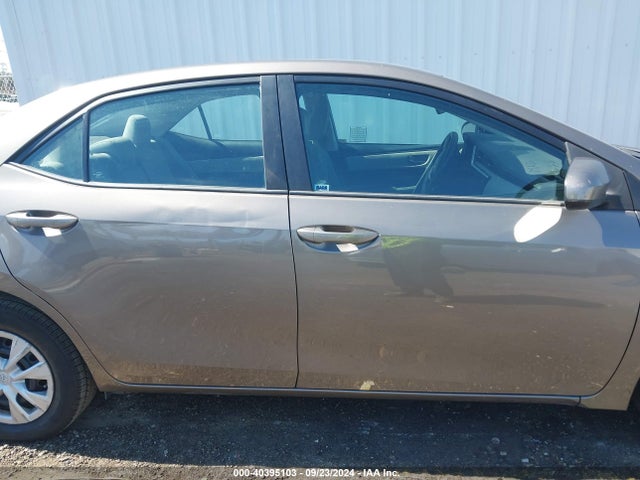 Toyota Corolla Le Eco 2017 5YFBPRHE9HP645515 Image 14