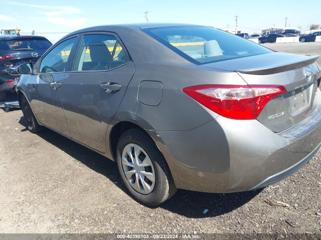 Toyota Corolla Le Eco 2017 5YFBPRHE9HP645515 Image 3