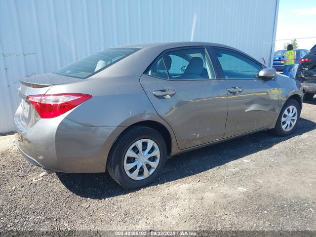 Toyota Corolla Le Eco 2017 5YFBPRHE9HP645515 Image 4