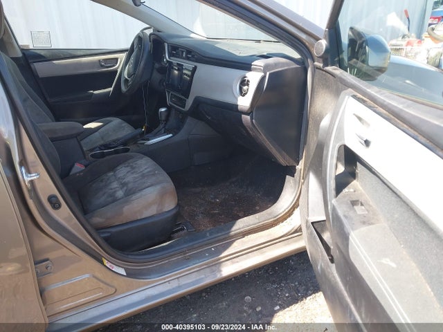 Toyota Corolla Le Eco 2017 5YFBPRHE9HP645515 Image 5