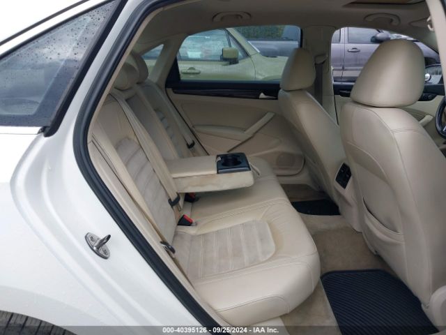 1VWCT7A37EC057644 Volkswagen Passat 1.8t Sel Premium