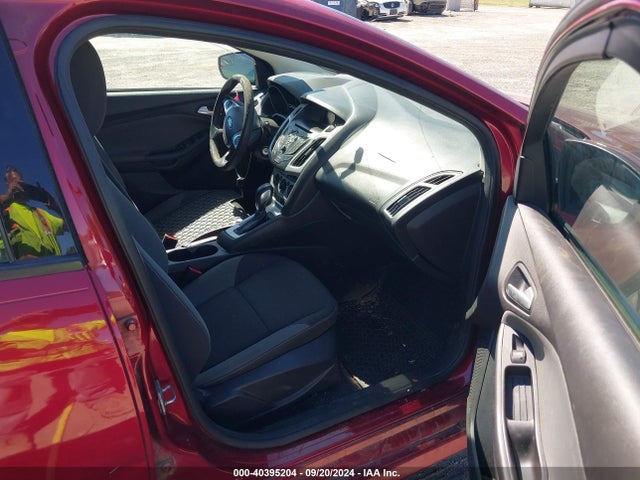 Ford FOCUS SE 2014 1FADP3K24EL195836 Image 5